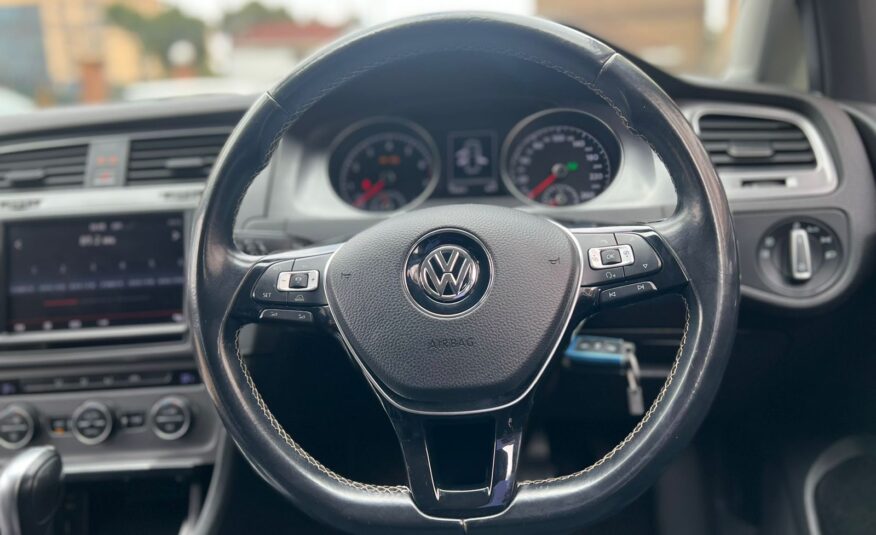 2015 Volkswagen Golf TSI LOUNGE