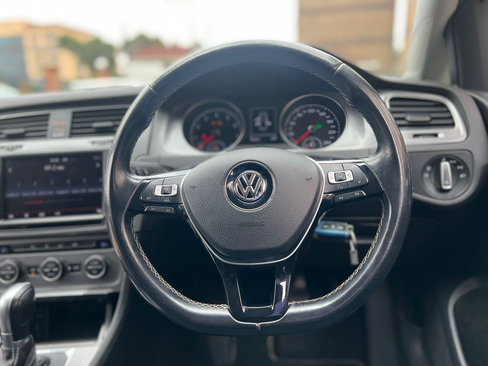 2015 Volkswagen Golf TSI LOUNGE