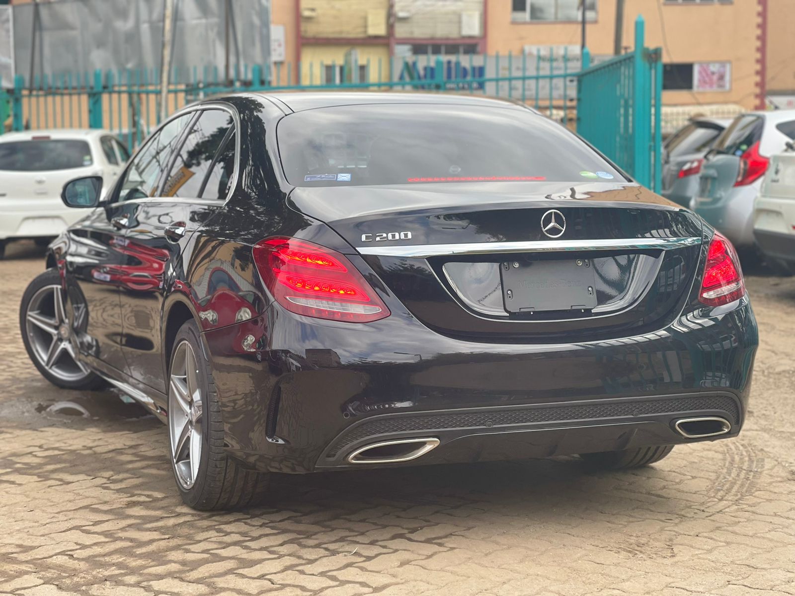 2015 Mercedes-Benz C200