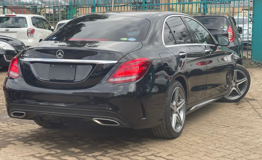 2015 Mercedes-Benz C200