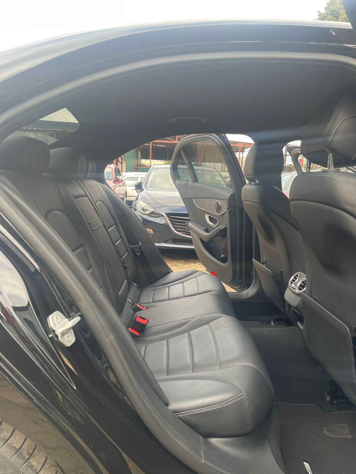 2015 Mercedes-Benz C200
