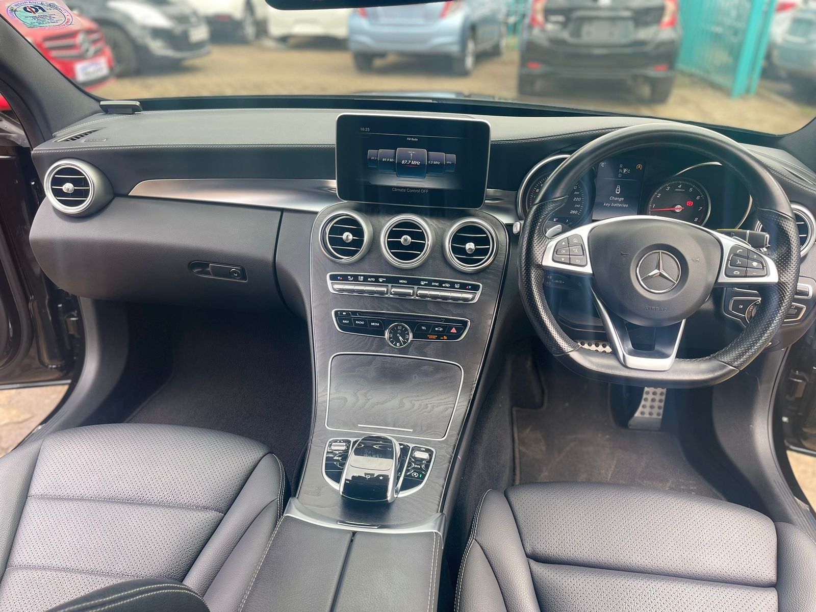 2015 Mercedes-Benz C200