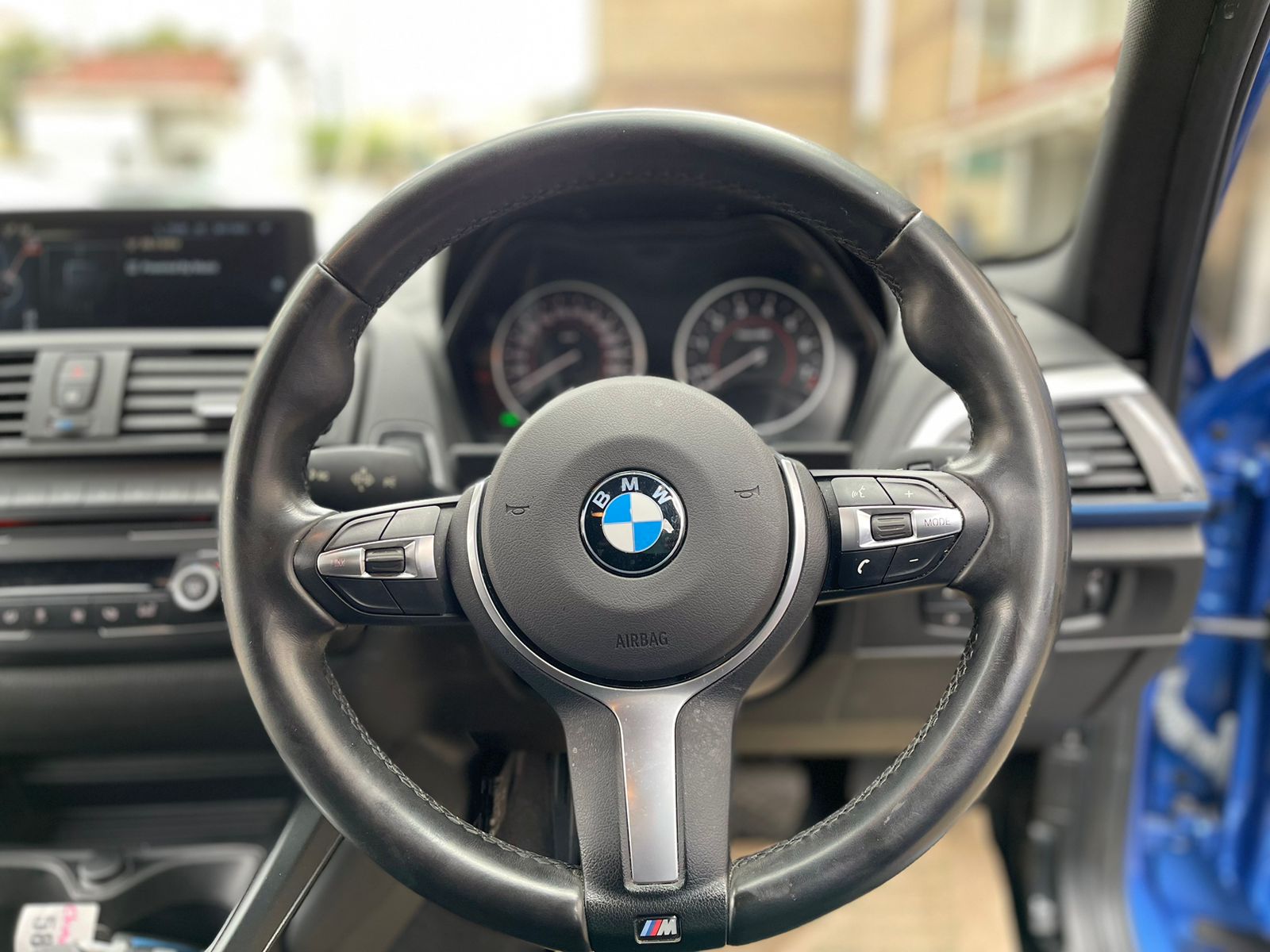 2015 BMW 116I