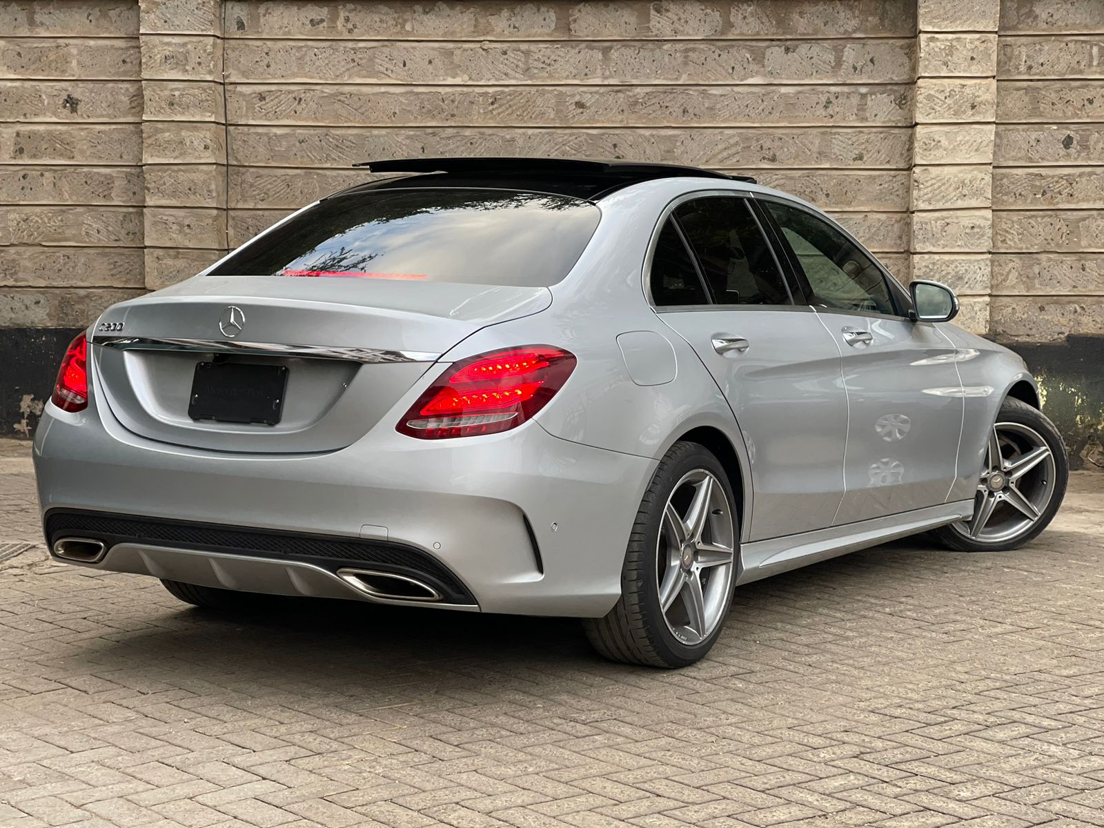 2014 Mercedes-Benz C200