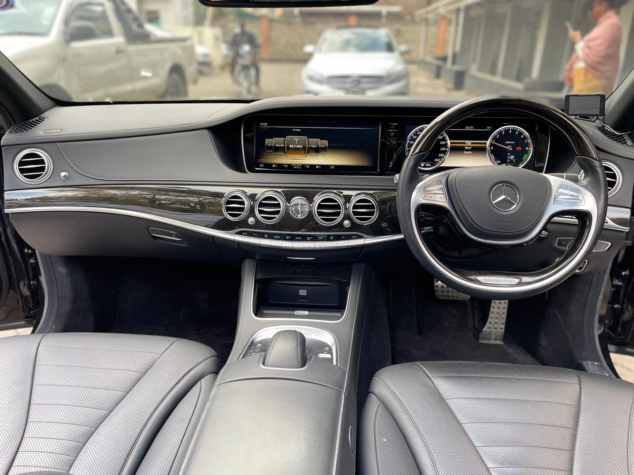 2015 Mercedes-Benz S400 Hybrid