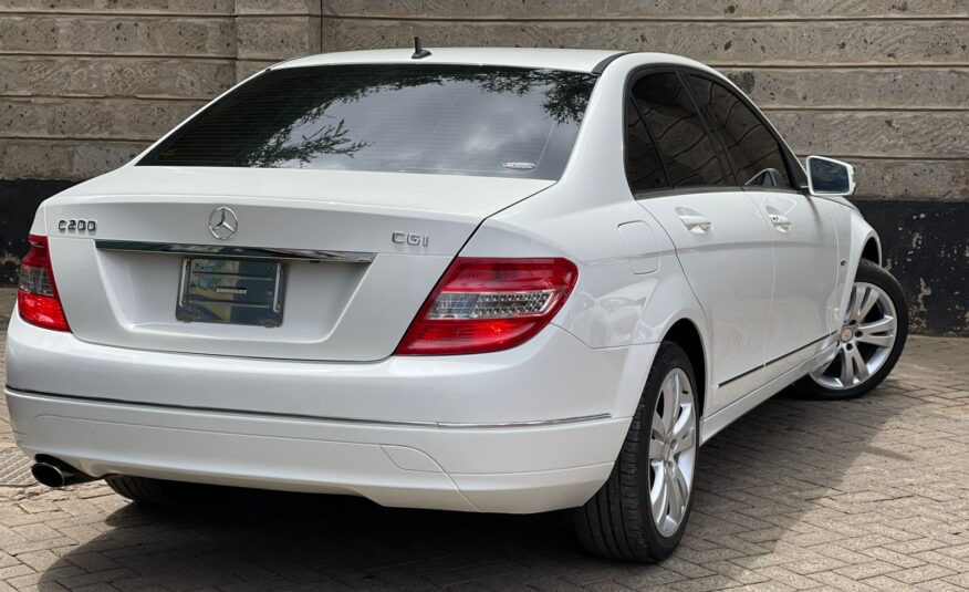 2010 Mercedes-Benz C200