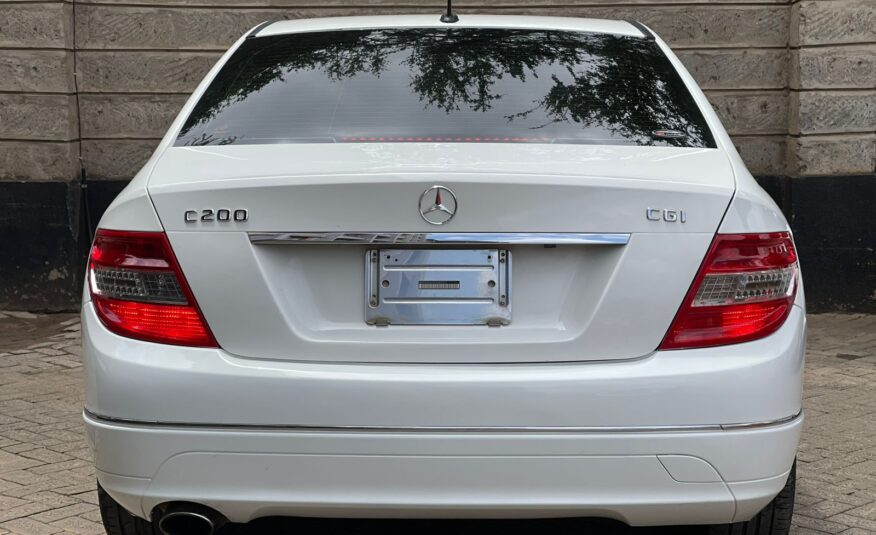 2010 Mercedes-Benz C200