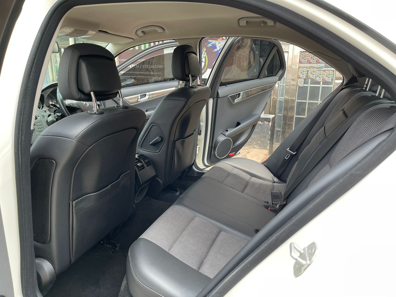 2010 Mercedes-Benz C200