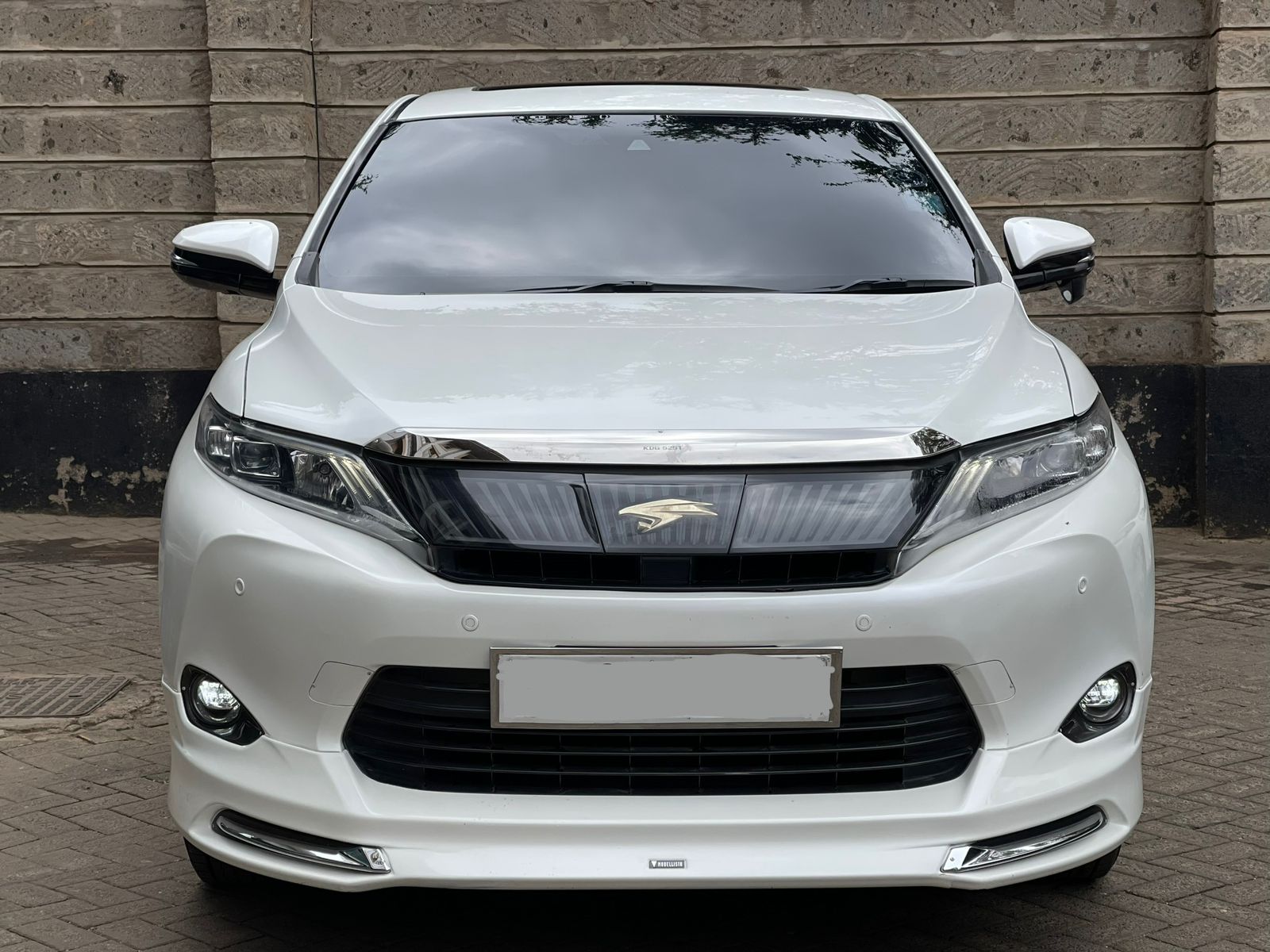 2015 Toyota Harrier Non-Hybrid (Panoramic Sunroof)