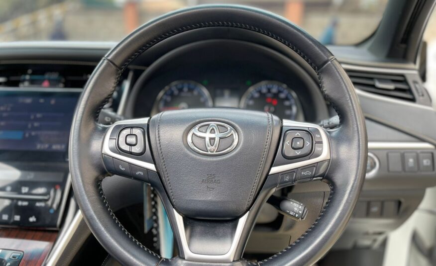 2015 Toyota Harrier Non-Hybrid (Panoramic Sunroof)