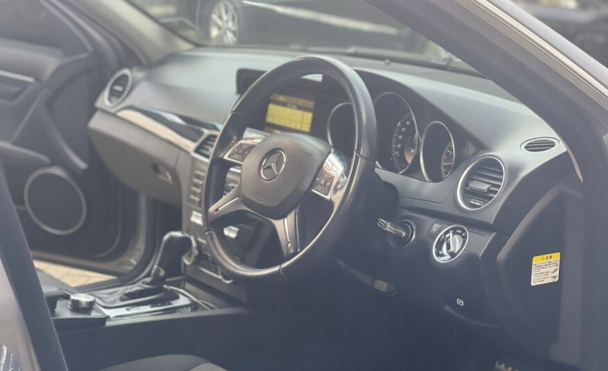 2012 Mercedes Benz C180