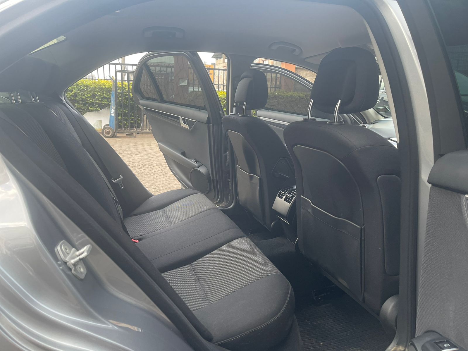 2012 Mercedes Benz C180