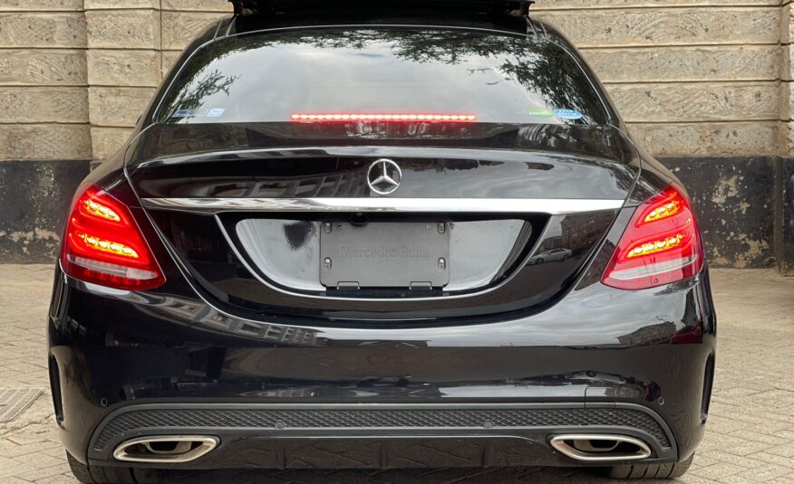 2015 Mercedes Benz C180