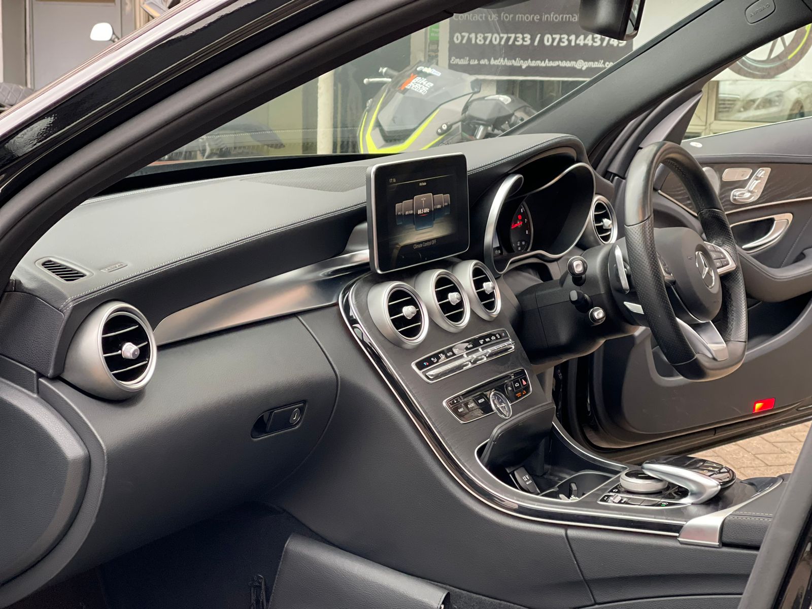 2015 Mercedes Benz C180