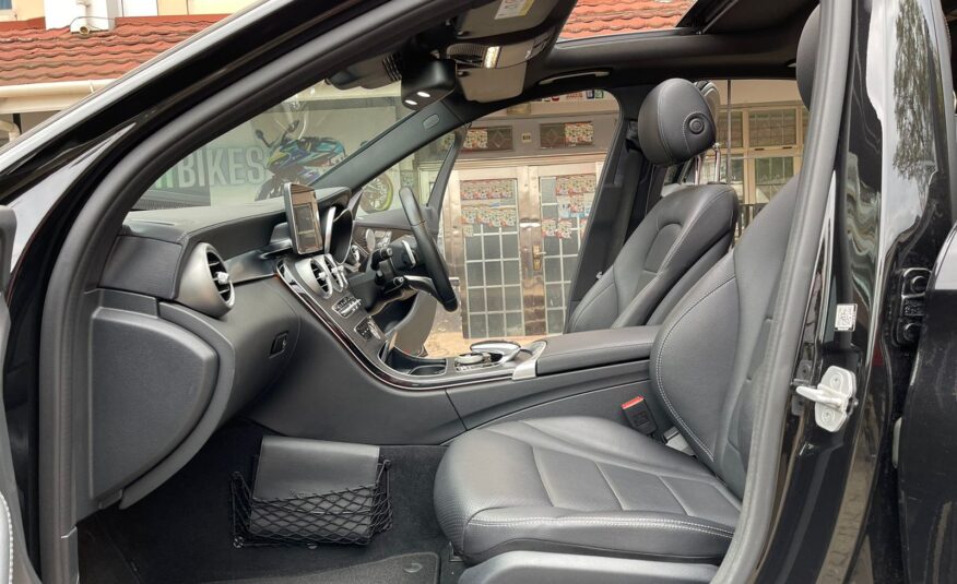 2015 Mercedes Benz C180