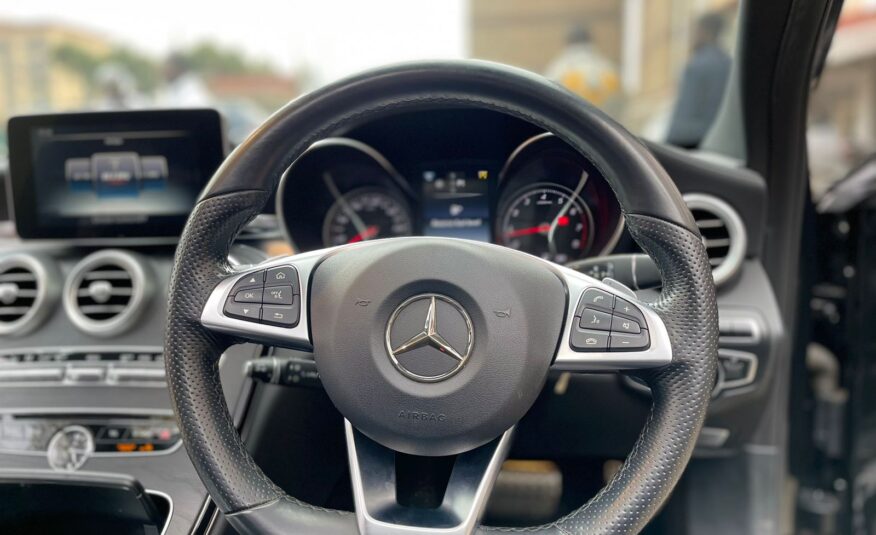 2015 Mercedes Benz C180