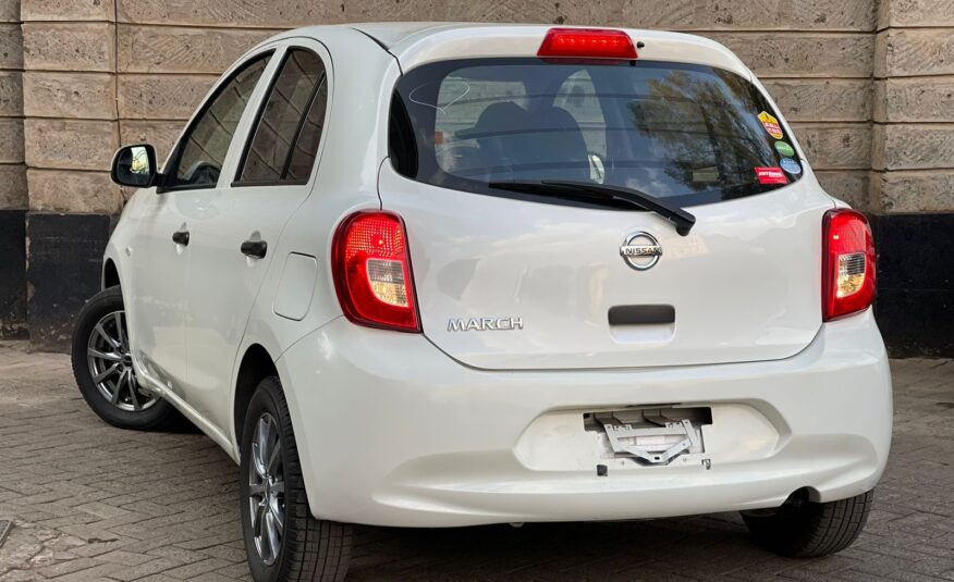 2015 Nissan March