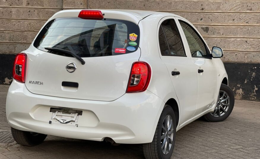 2015 Nissan March