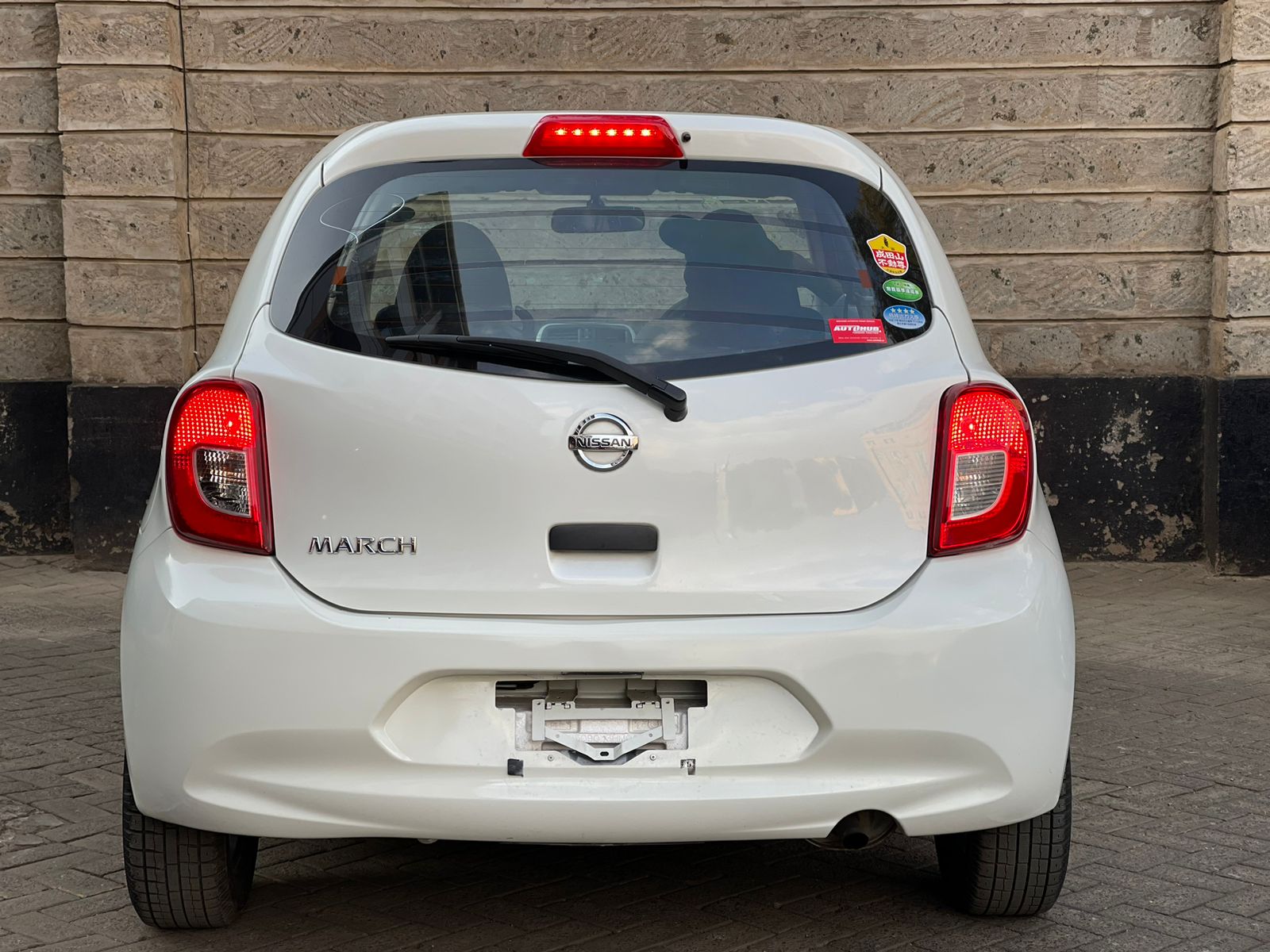 2015 Nissan March