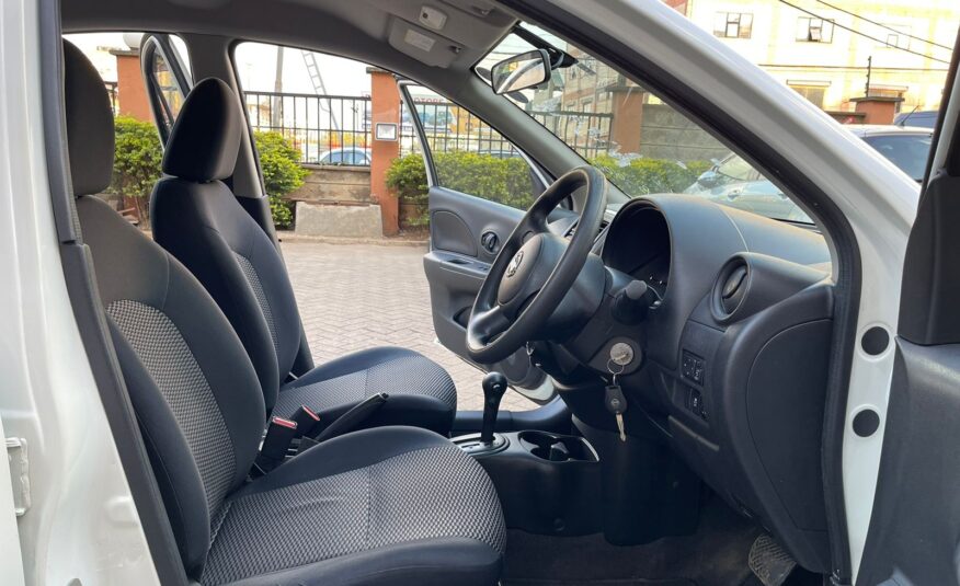 2015 Nissan March