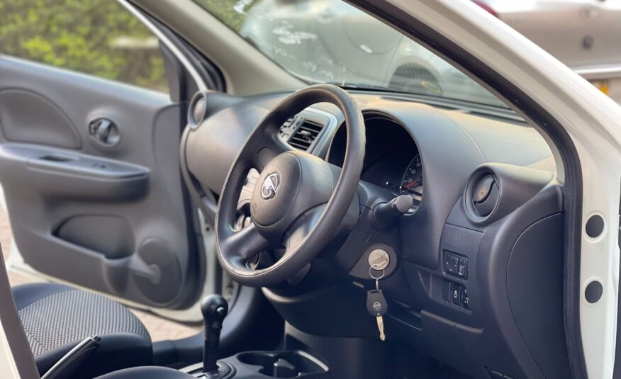 2015 Nissan March