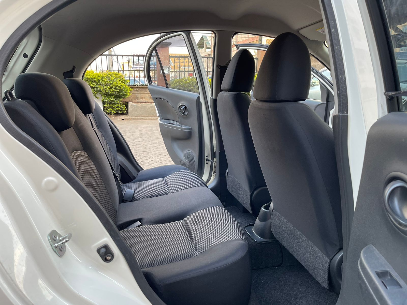 2015 Nissan March