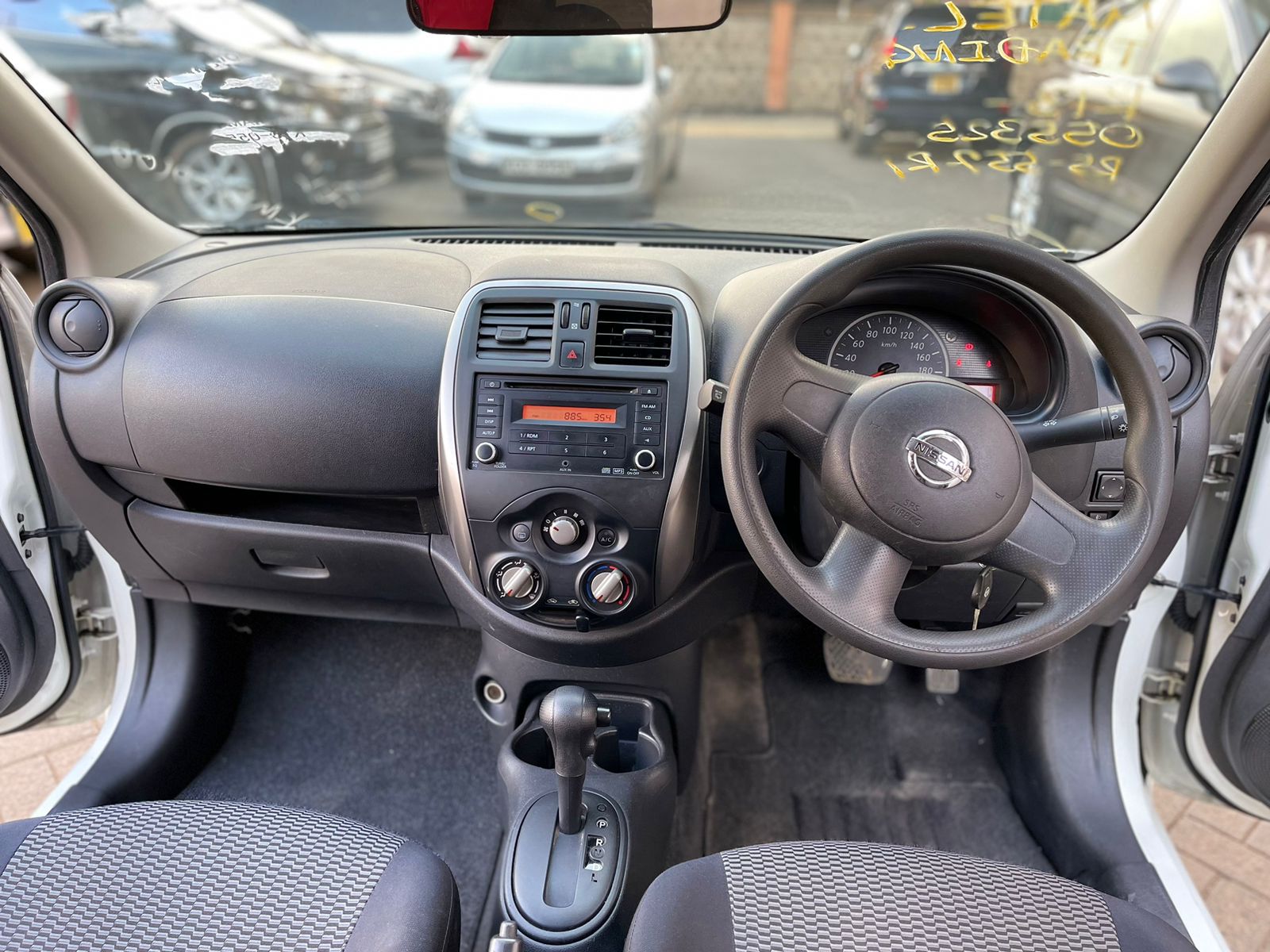 2015 Nissan March