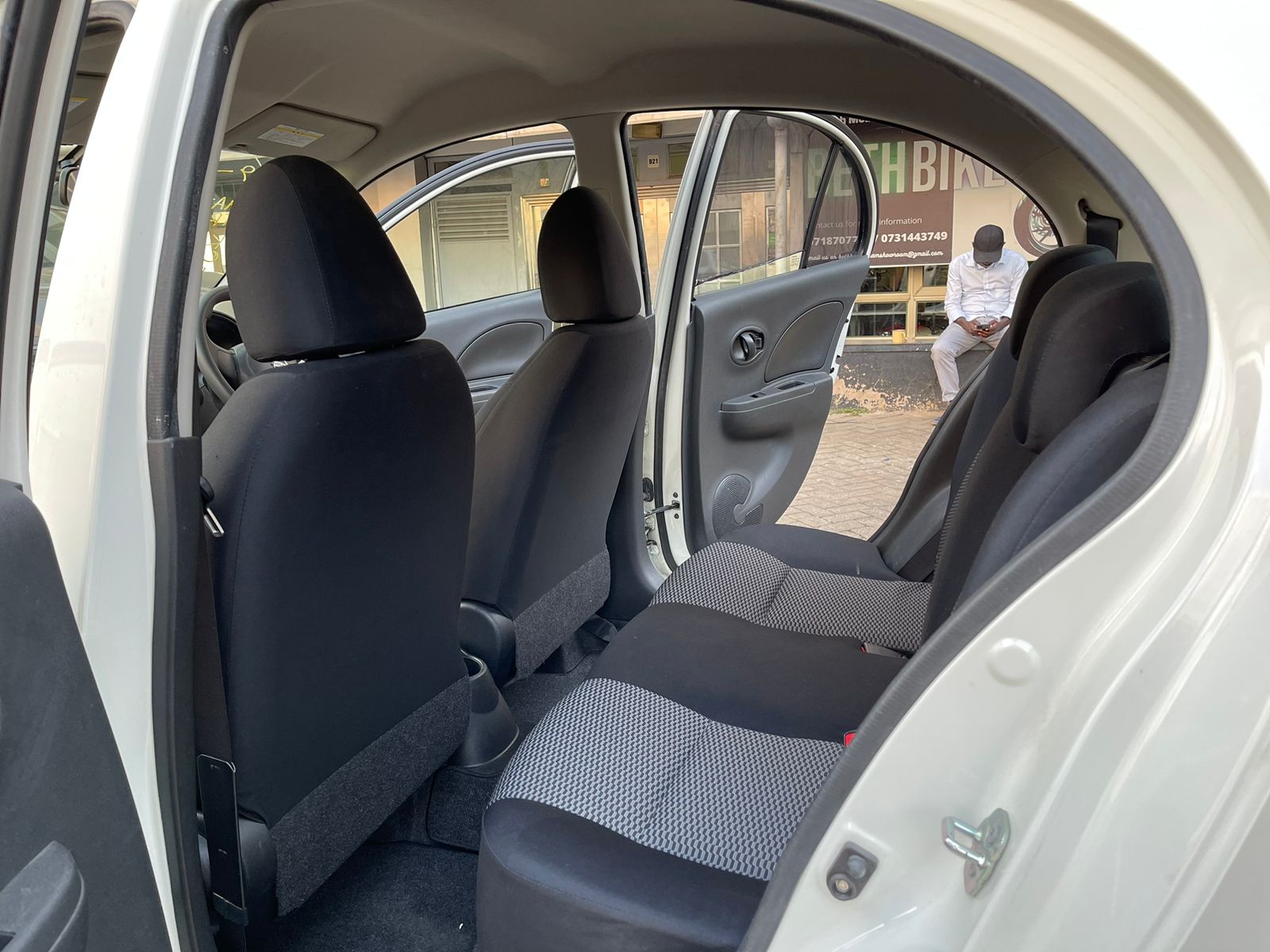 2015 Nissan March