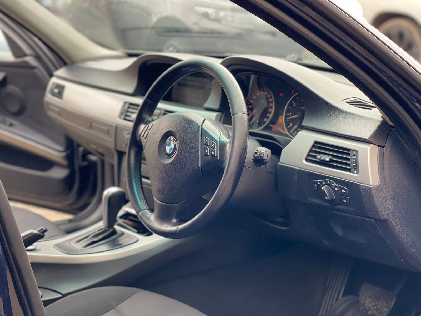 2007 BMW 320I
