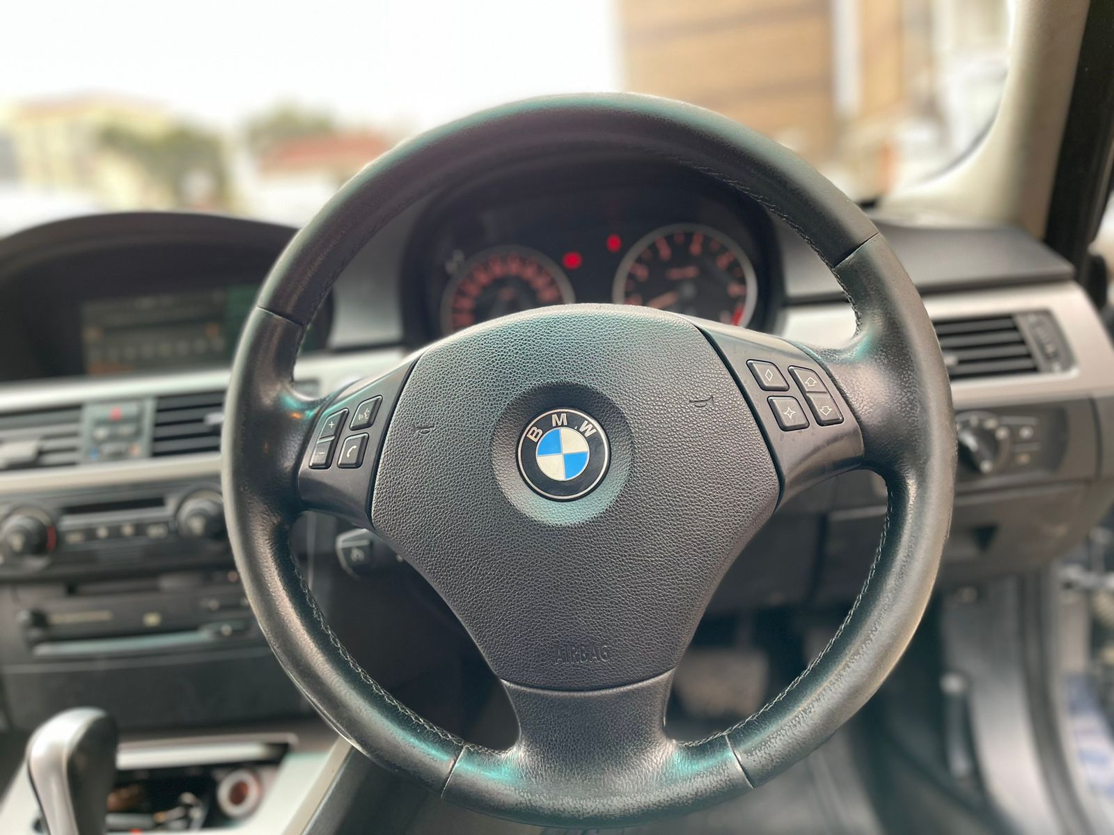2007 BMW 320I