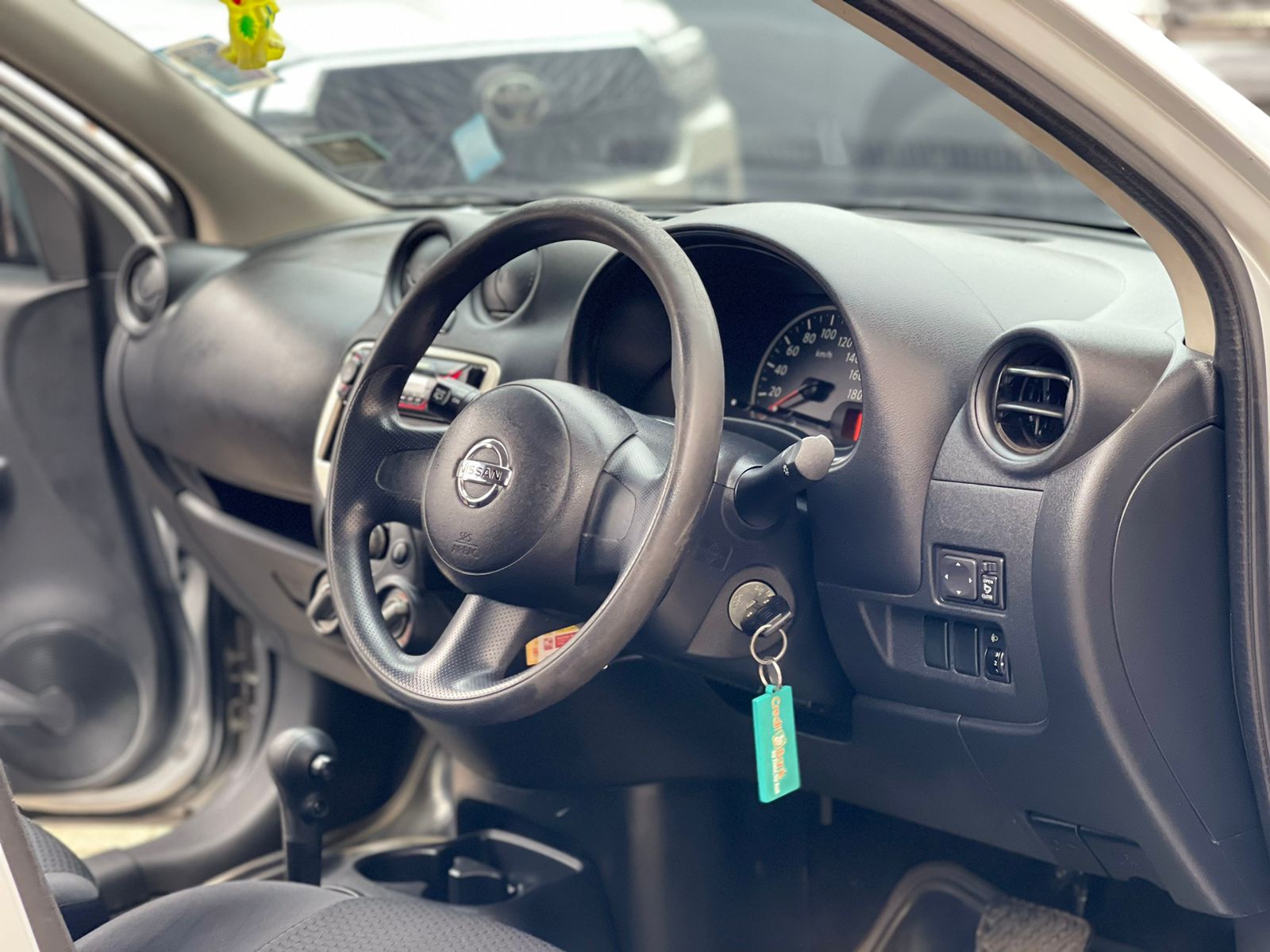 2012 Nissan March