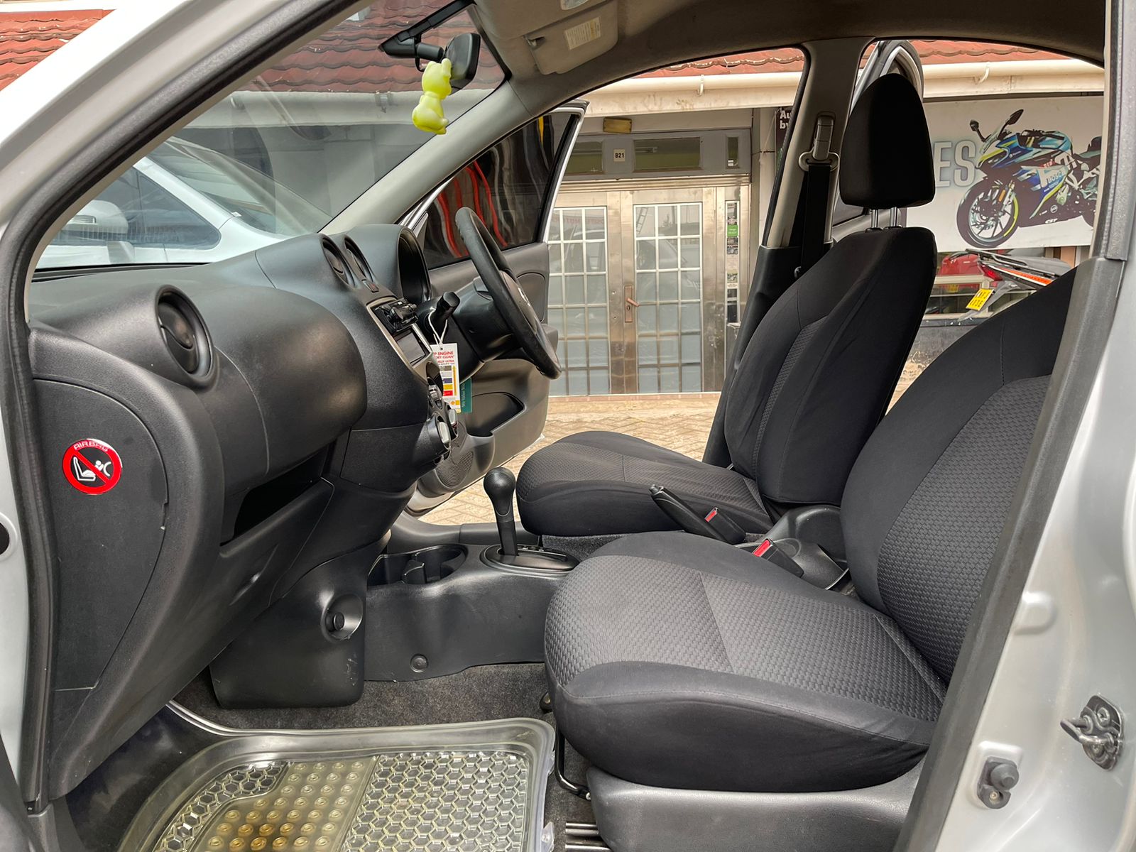 2012 Nissan March