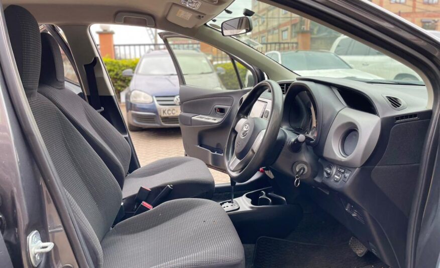 2015 Toyota Vitz