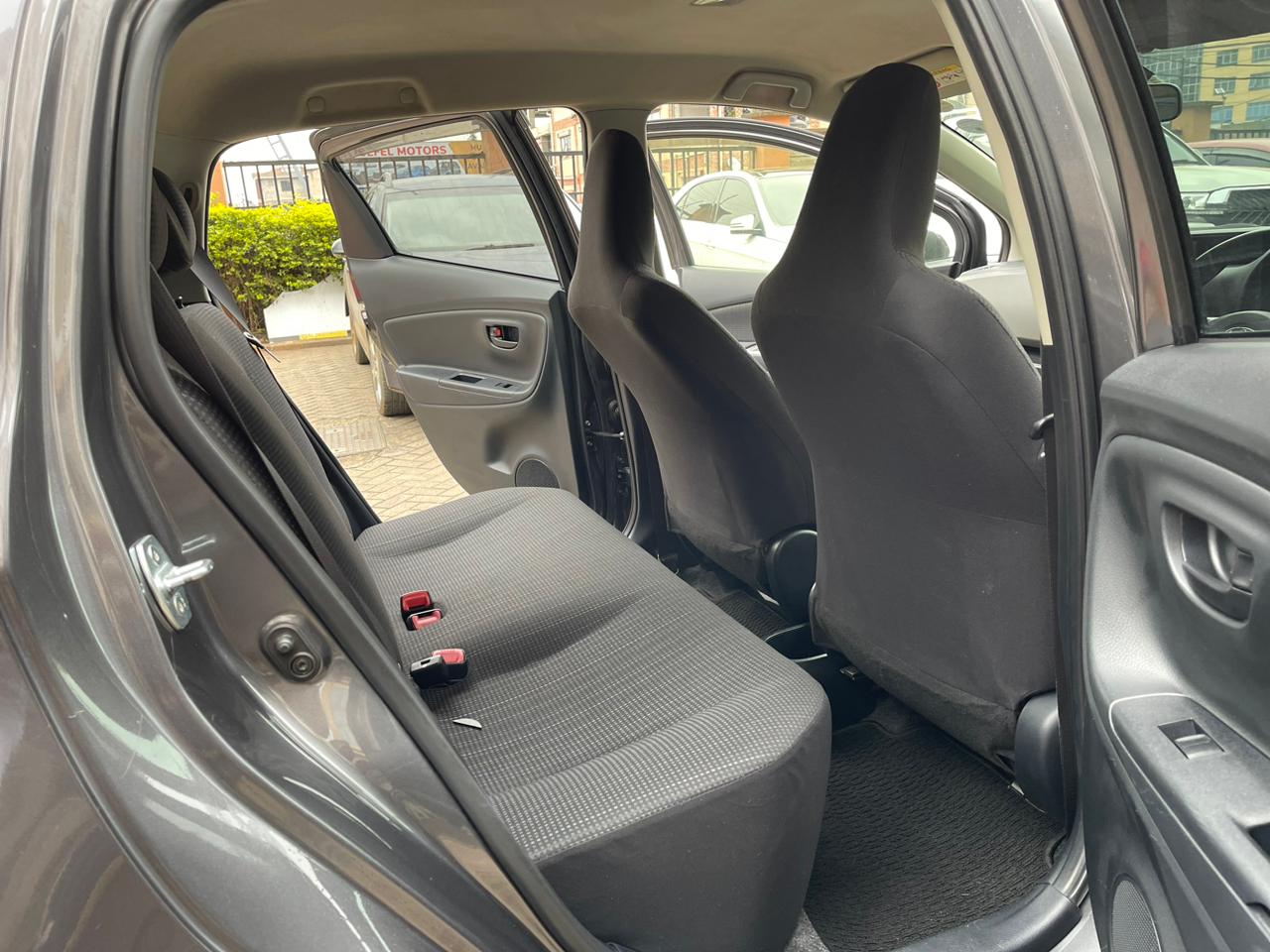 2015 Toyota Vitz