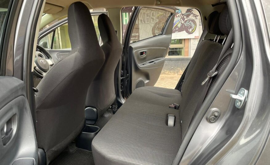 2015 Toyota Vitz