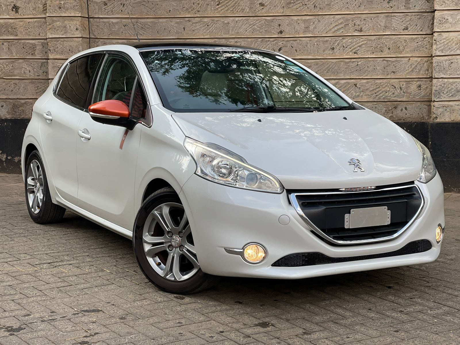 2015 Peugeot 208