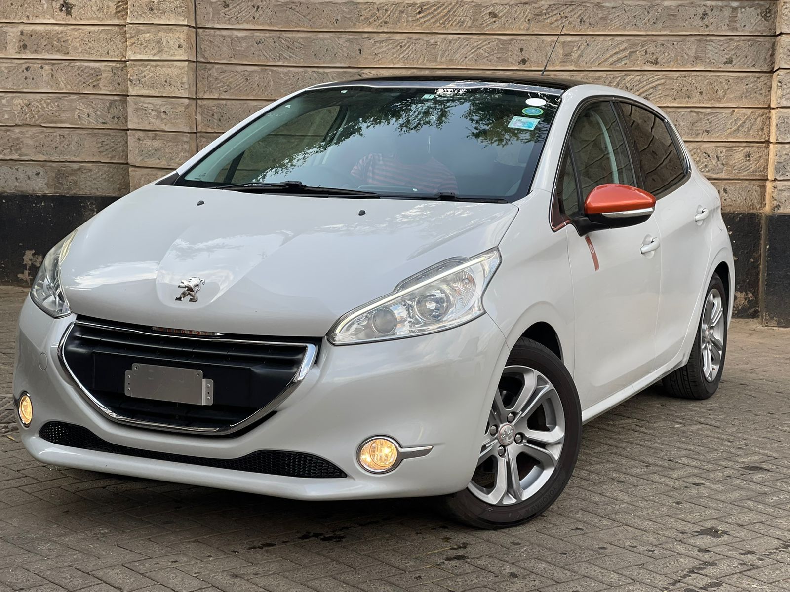 2015 Peugeot 208