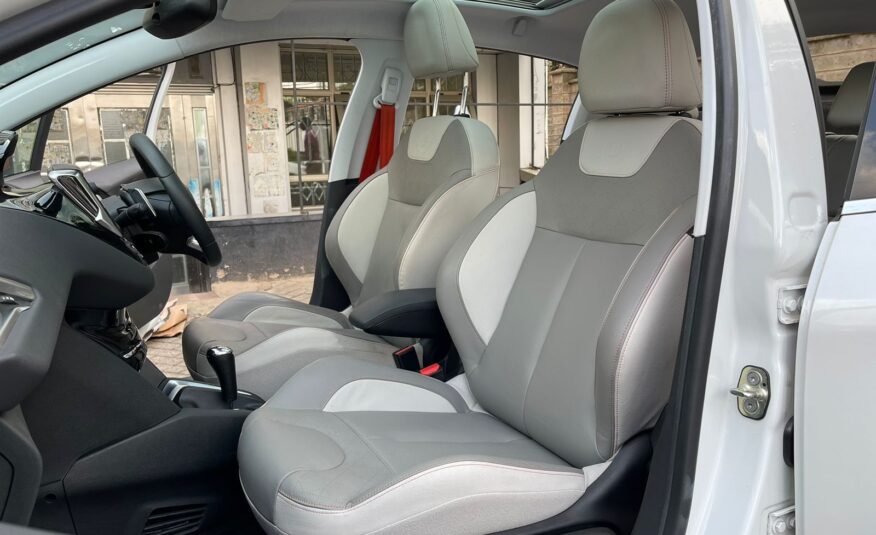 2015 Peugeot 208