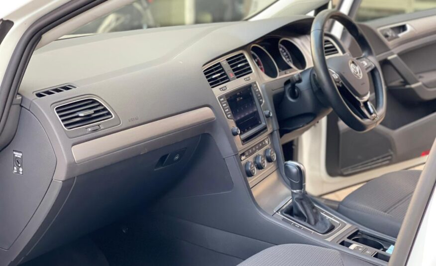 2015 Volkswagen Golf Variant
