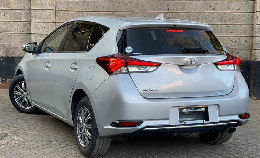 2015 Toyota Auris
