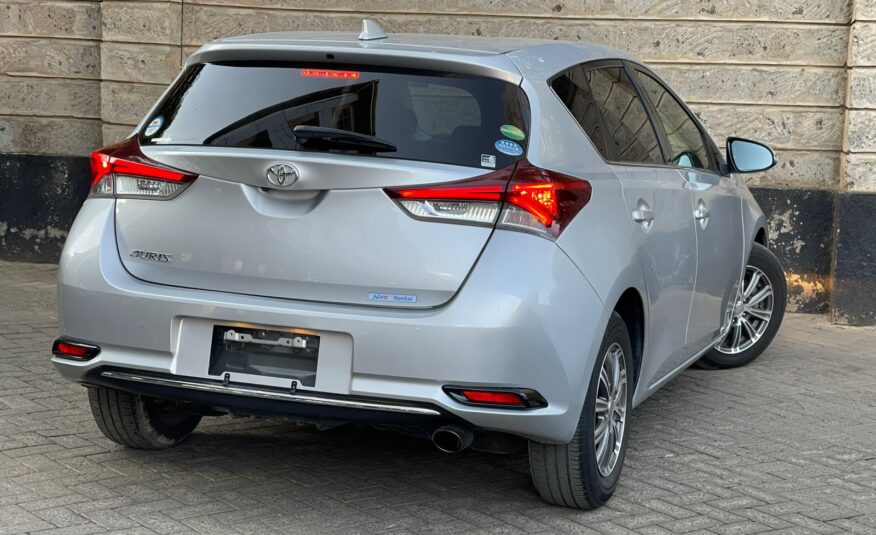 2015 Toyota Auris