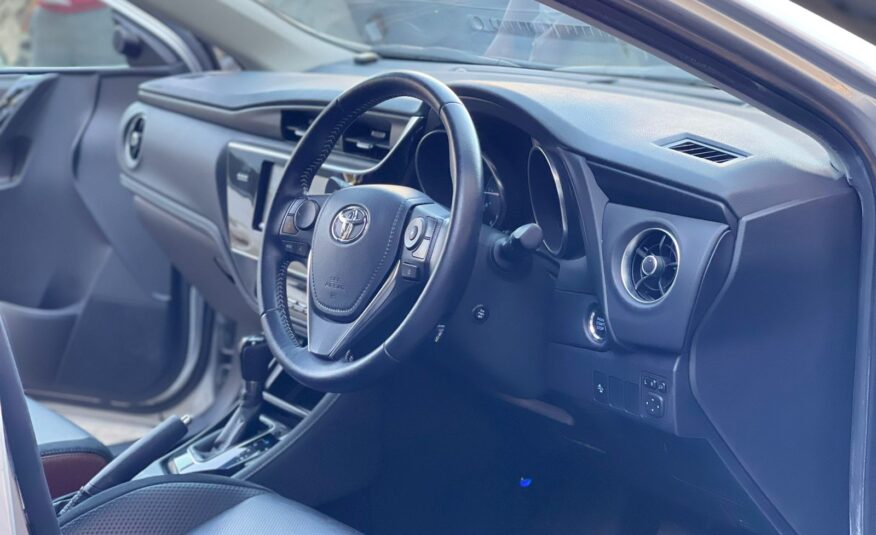 2015 Toyota Auris