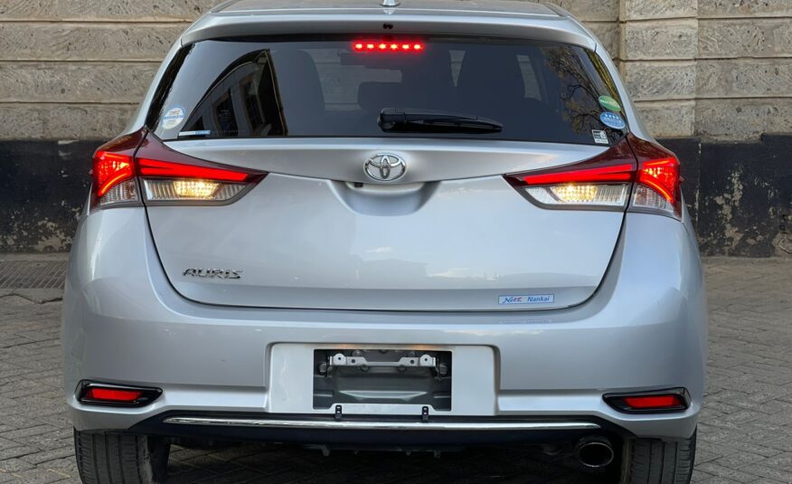 2015 Toyota Auris