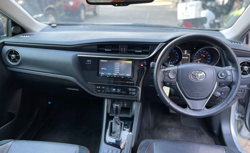 2015 Toyota Auris