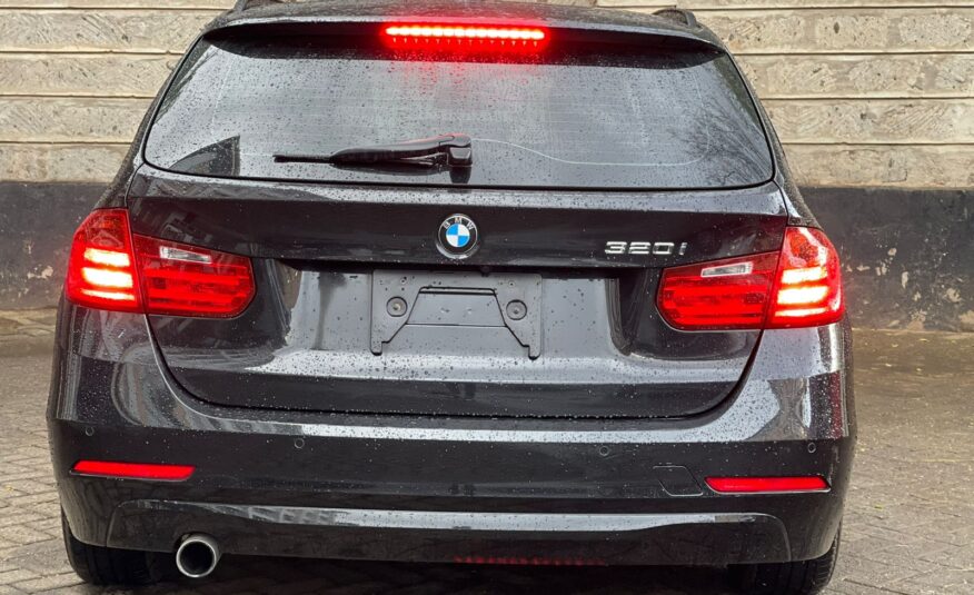 2015 BMW 320I