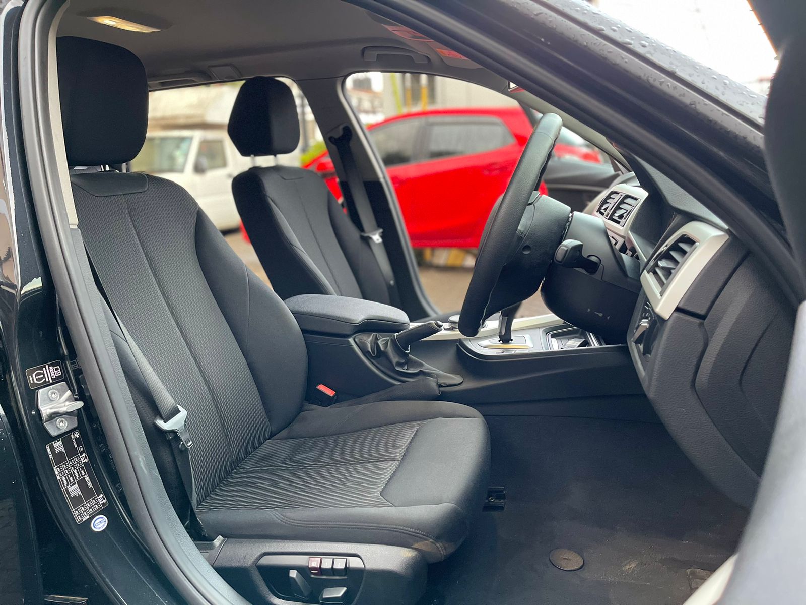 2015 BMW 320I