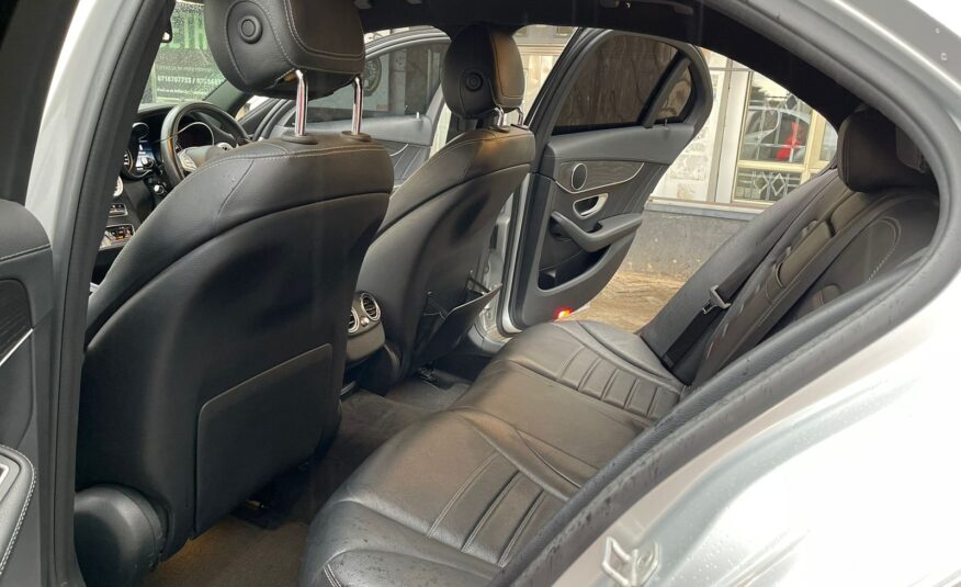 2014 Mercedes Benz C200