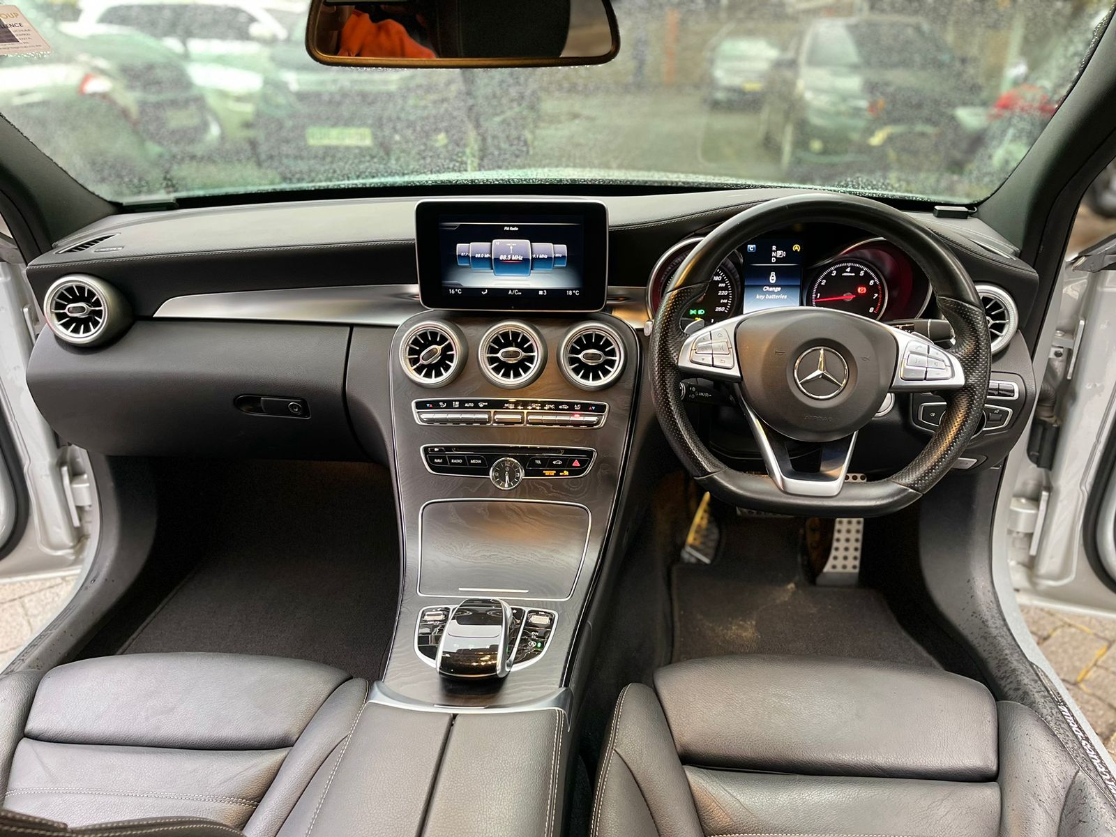 2014 Mercedes Benz C200