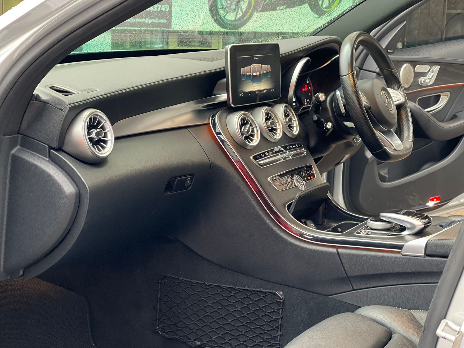 2014 Mercedes Benz C200
