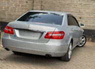 2010 Mercedes Benz E300